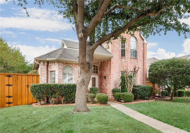 Foto del edificio - 6725 Saddletree Trail