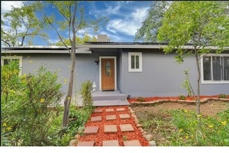 Building Photo - 52 Arbol Ave