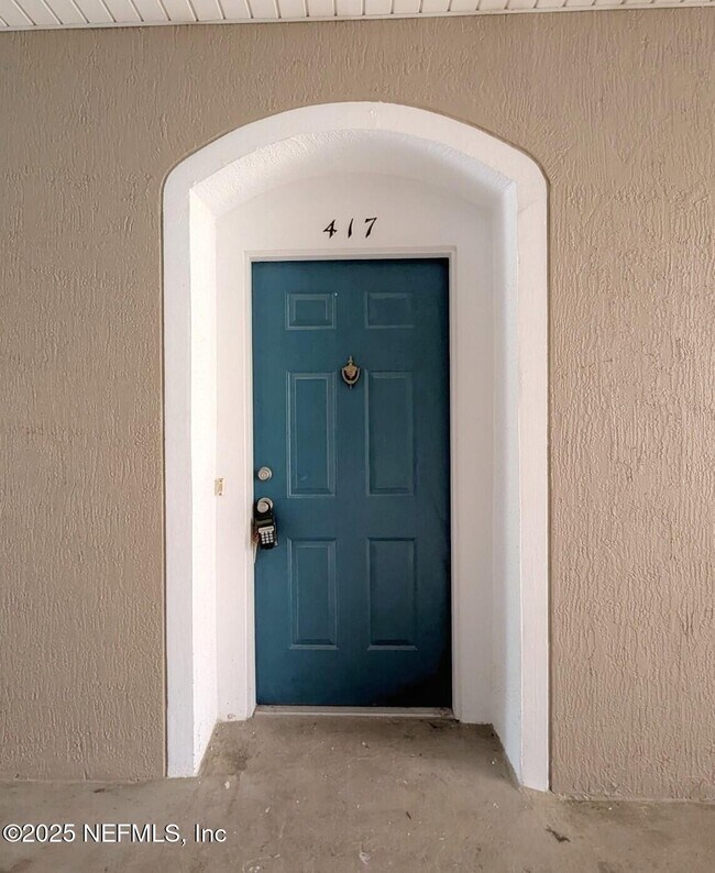 Foto del edificio - 10550 Baymeadows Rd