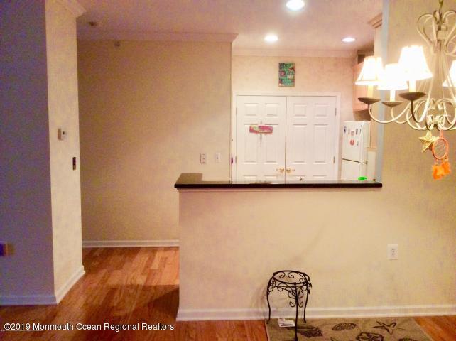 Building Photo - 535 Sophee Ln