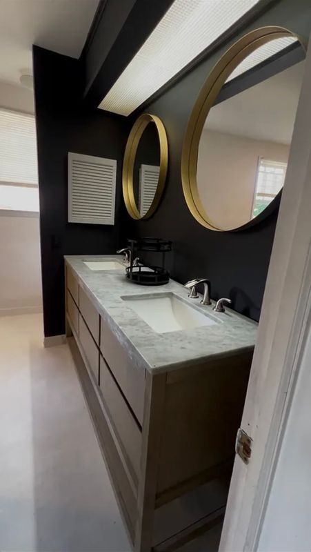 Foto del edificio - 1326 Wingfield St
