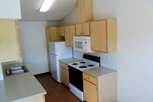 Primary Photo - 16801 SE 1st St