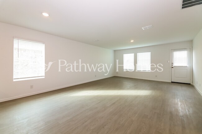 Foto del edificio - 1535 Lanner Mdws Ln