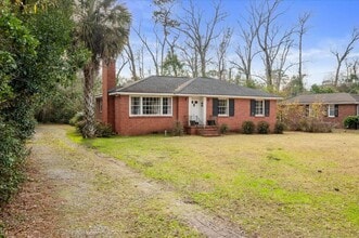 Building Photo - 67 Nelson Ave