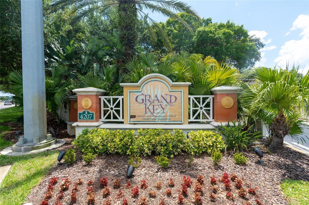 Foto principal - 4207 S Dale Mabry Hwy