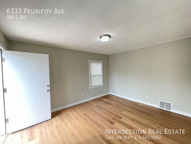 Foto del edificio - 6333 Peurifoy Ave