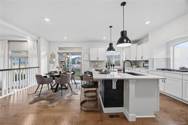 Foto del edificio - 20750 E Beekman Pl