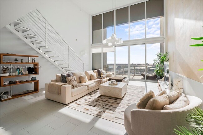 Building Photo - 1040 Biscayne Blvd