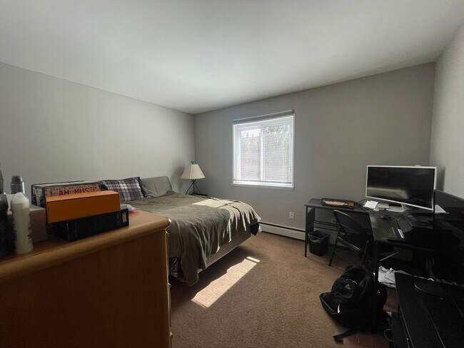 Foto del edificio - 15828 Orlan Brook Dr