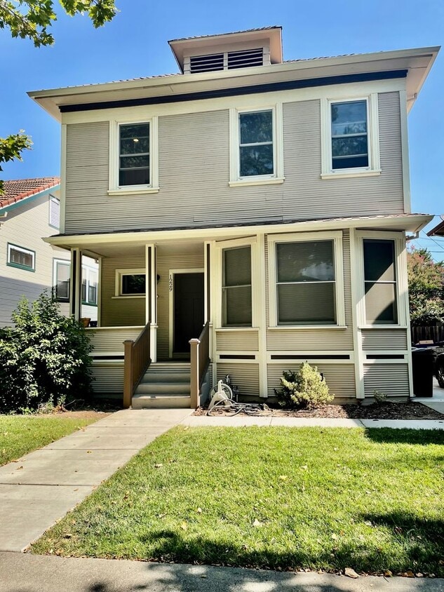 TStreet1229 - TStreet1229