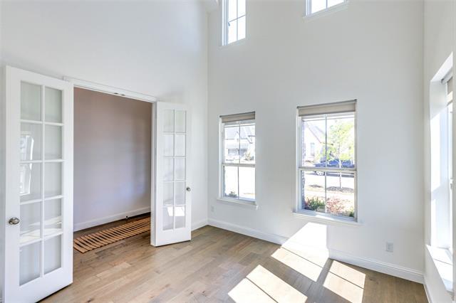 Building Photo - 4221 Sandhills Ln