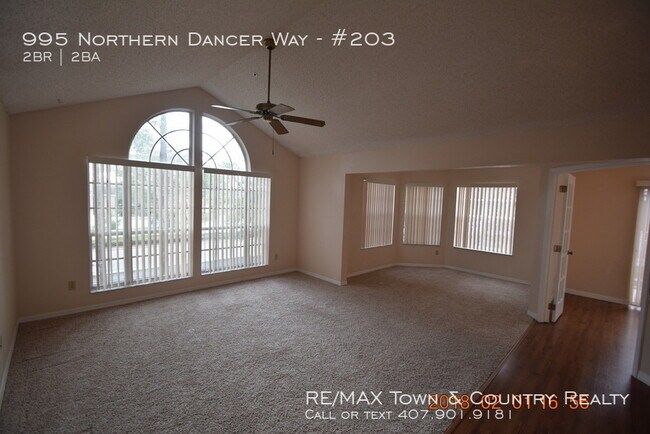 Building Photo - Hunter Chase Condo