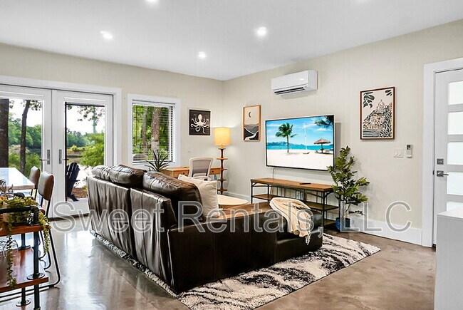 Foto del edificio - 665 Daniel Whaley Rd