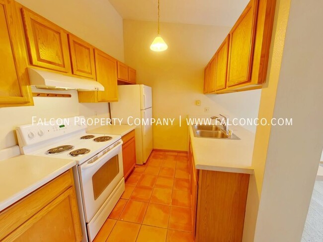Foto del edificio - 745 San Gabriel Pl