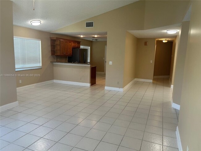 Foto del edificio - 2939 Myrtle Oak Cir