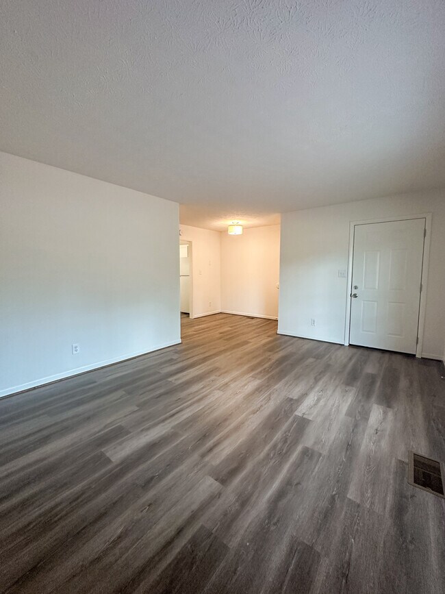 Foto del edificio - 2120 Francis St