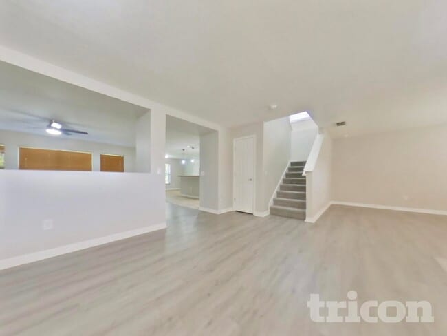 Photo - 321 Black Springs Ln House