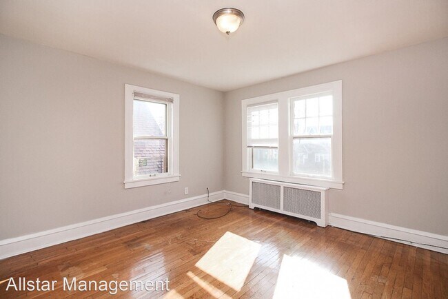 Building Photo - 3 br, 1.5 bath House - 3801 Montevista