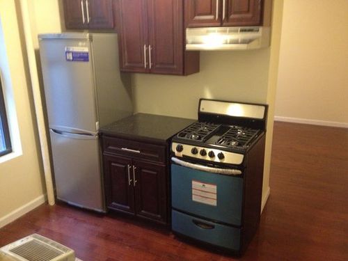 Foto del edificio - 327 E 108th St