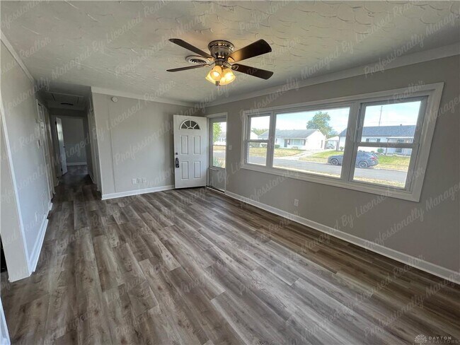Building Photo - 2513 Aragon Ave N