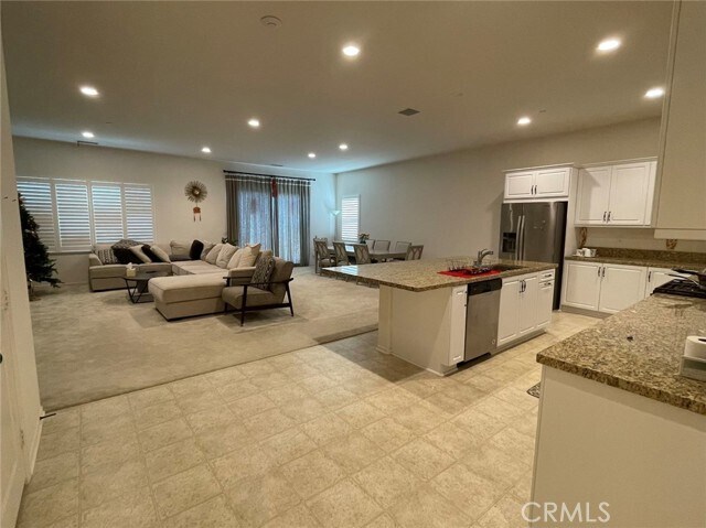 Foto del edificio - 3125 S Claremont Dr