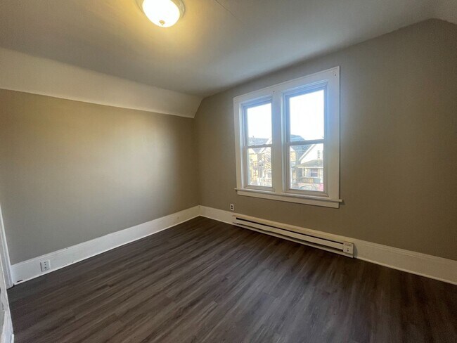 Foto del edificio - 2305 W Burnham St