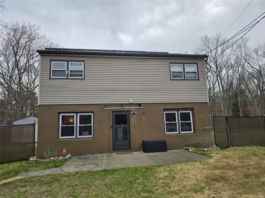 Primary Photo - 63 Spruce St