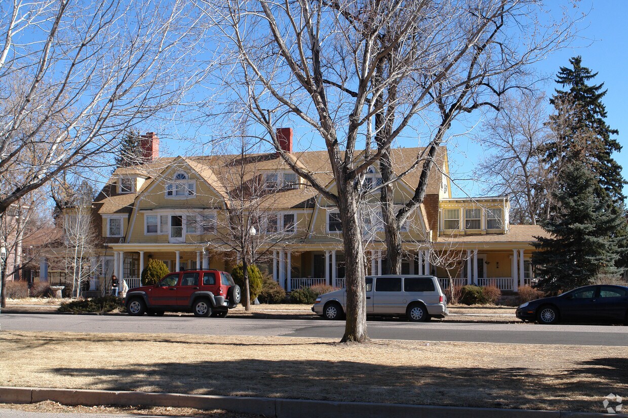 Foto del edificio - 1315 Wood Ave