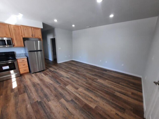 Foto del edificio - 3220 S 12th St