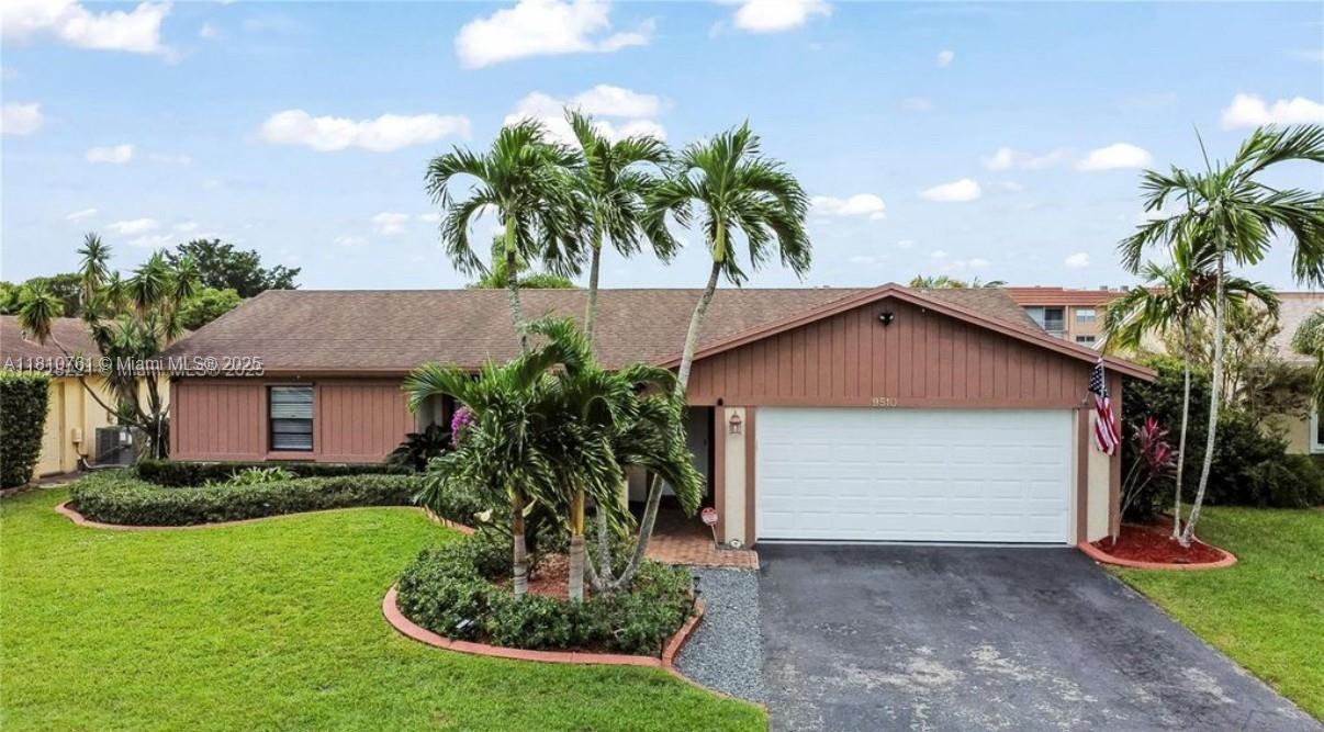 Foto principal - 9510 NW 31st Pl