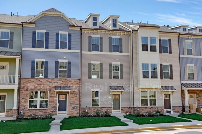 Building Photo - 8635 Shady Pines Dr