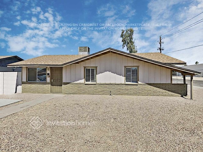 Building Photo - 11401 N 25th Ave