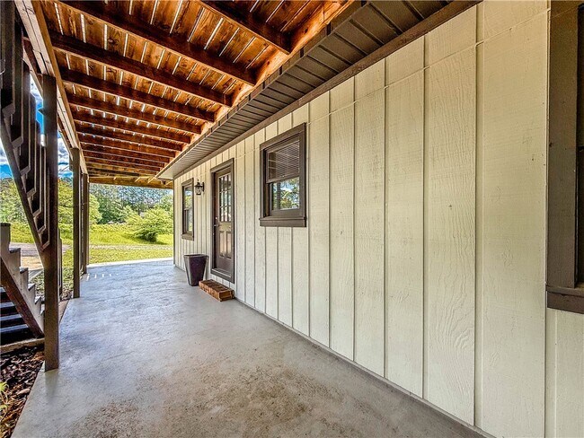 Foto del edificio - 280 Starritt Ln