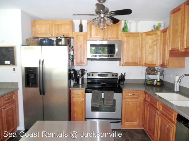 Building Photo - 3 br, 2 bath House - 254 South Creek Drive