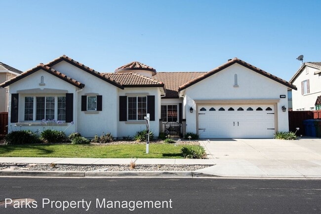 Foto del edificio - 4 br, 2.5 bath House - 2384 Tremont Ct.