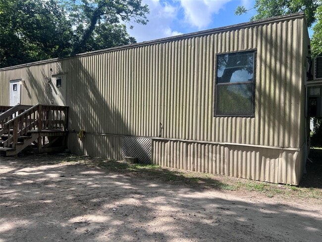 Building Photo - 115 W Mulberry Ave