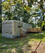 Building Photo - 58 Robinson Ln