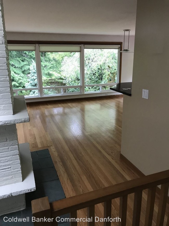 Foto del edificio - 10616 Woodhaven Ln