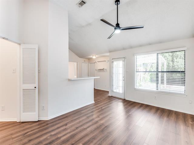Building Photo - 1321 Flameleaf Dr