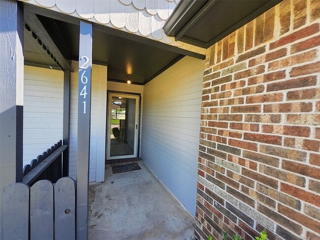 Photo - 2641 Berkshire Lane Unit House