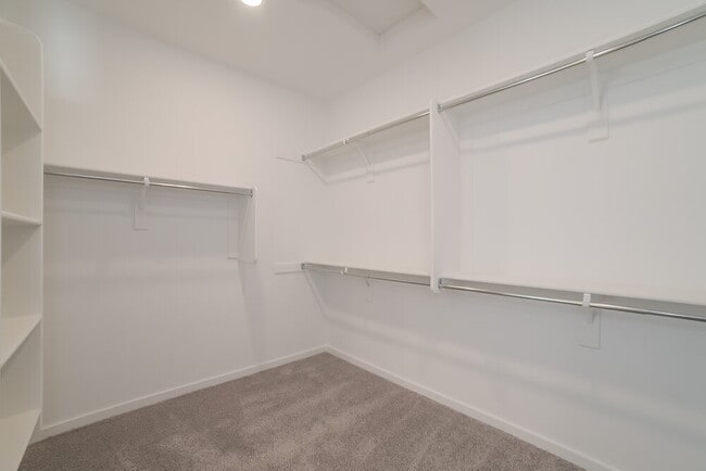 Building Photo - 11050 W Marguerite Ave