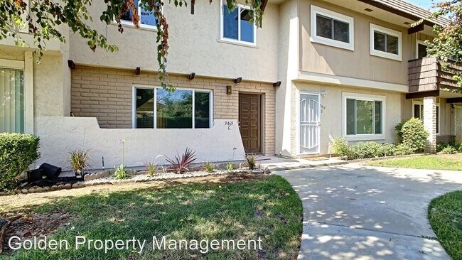 Foto del edificio - 9469 Carlton Oaks Dr