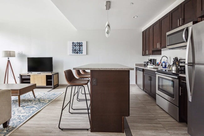 Building Photo - 111 State St