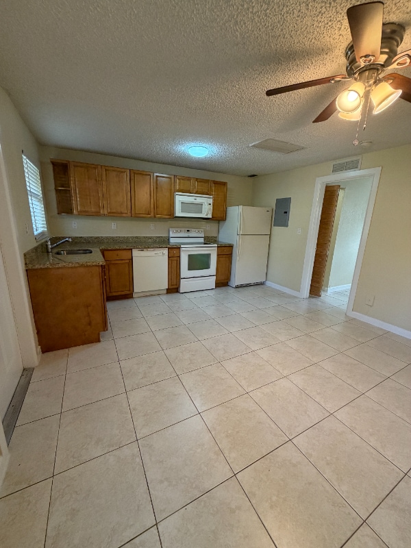 Photo - 700 SW 15th Ave Apartment