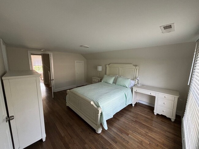Foto del edificio - 1231 Brookwood Dr