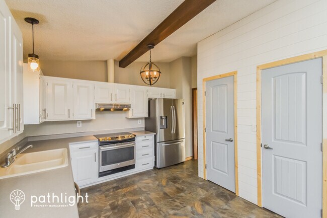 Building Photo - 18350 Knollwood Boulevard, Monument, CO, 8...