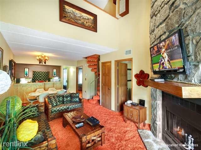 Primary Photo - 1155 Upper Alpine Way