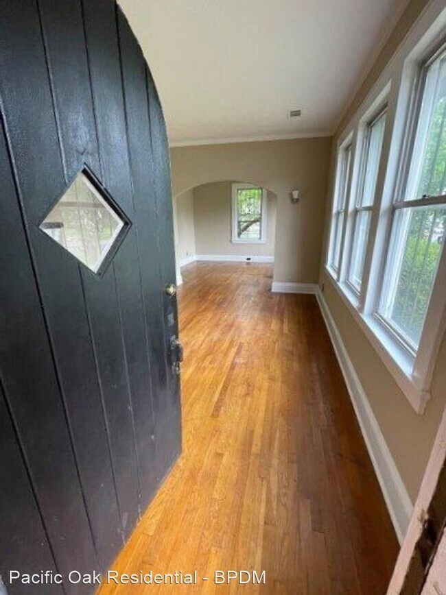 Building Photo - 3 br, 2 bath House - 3359 Norman Bridge Road