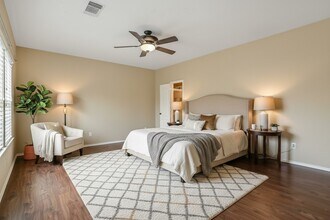 Building Photo - 3410 Azalea Sands Dr