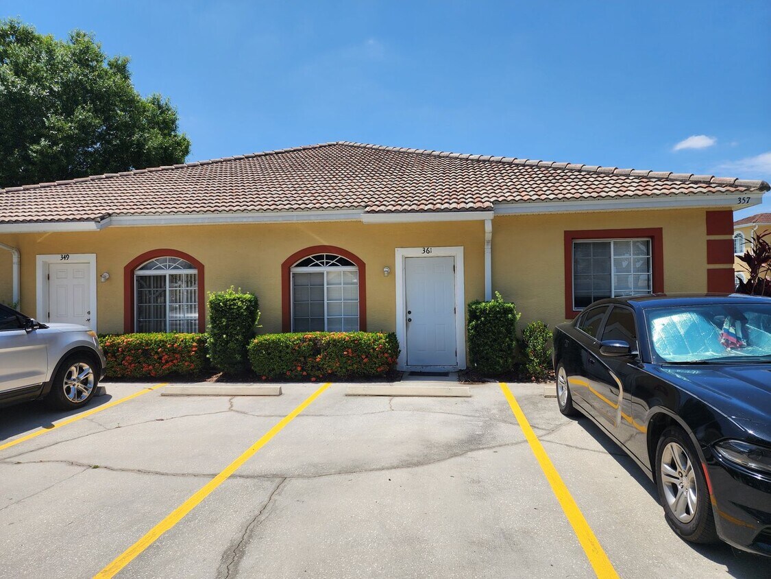 361 Port Pleasant Dr, Poinciana, FL 34759 Townhome Rentals in